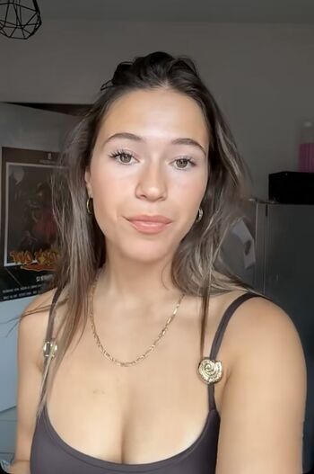 Full leaked Perrine secret story private onlyfans photo
