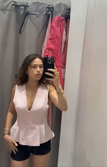 Full leaked Perrine secret story private onlyfans photo