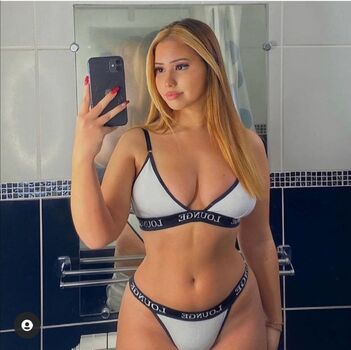 Full leaked Petitebruneone private onlyfans photo