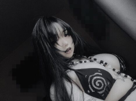 Full leaked Petitekitti private onlyfans photo