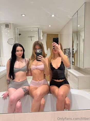 Full leaked Petitelillie private onlyfans photo