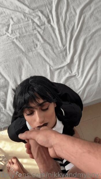 Full leaked Petitenikky private onlyfans photo