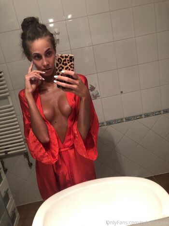 Full leaked Petratimea page private onlyfans photo