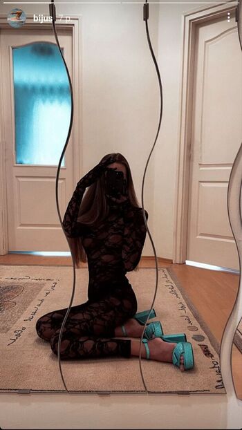 Full leaked Petratimea private onlyfans photo