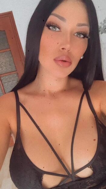 Full leaked Petratimea private onlyfans photo