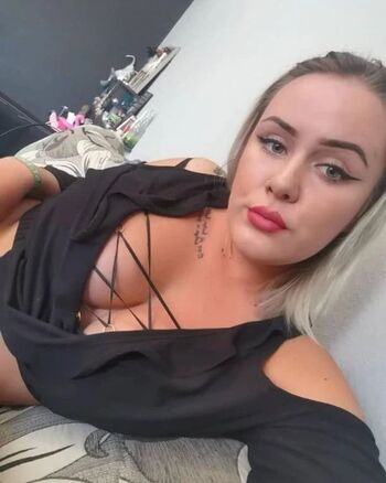 Full leaked Petratimea page private onlyfans photo