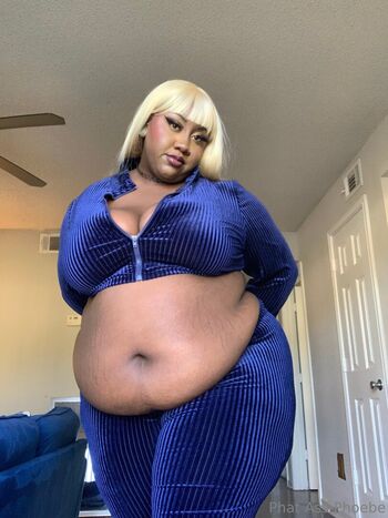 Full leaked Phatassphoebe private onlyfans photo