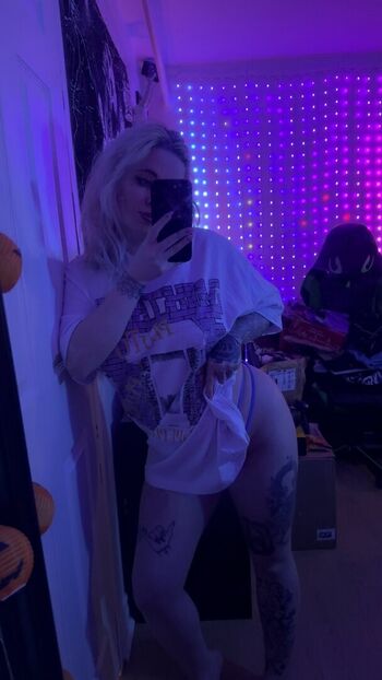 Full leaked Phinxxk private onlyfans photo