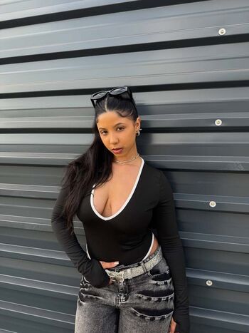 Full leaked Phoebe april private onlyfans photo