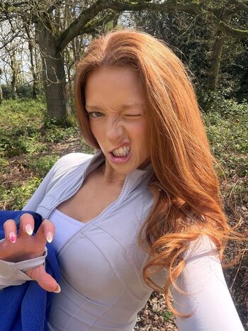 Full leaked Phoebeisginger page private onlyfans photo
