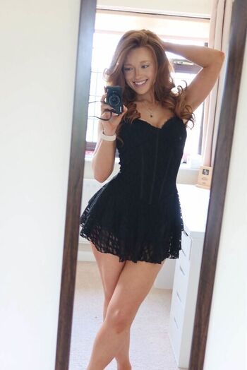 phoebeisginger