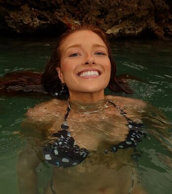Full leaked Phoebeisginger page private onlyfans photo