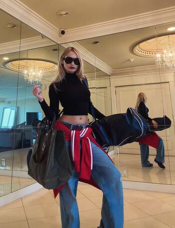 Full leaked Pia mia perez private onlyfans photo