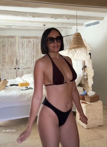 Full leaked Pieds agathe auproux private onlyfans photo