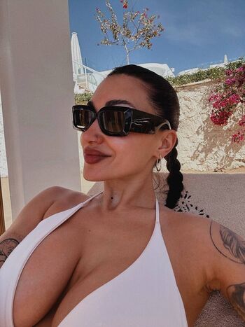 Full leaked Pingvidii private onlyfans photo