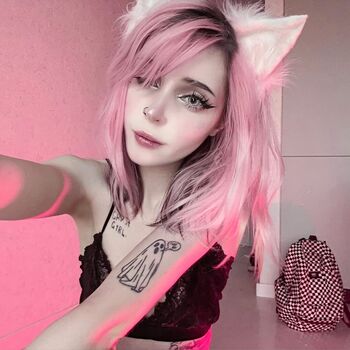 Full leaked Pink loving private onlyfans photo