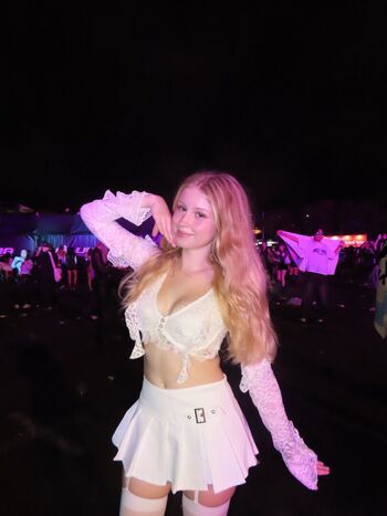 Full leaked Pinkiefangs private onlyfans photo