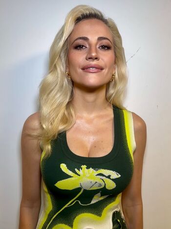Full leaked Pixie lott private onlyfans photo
