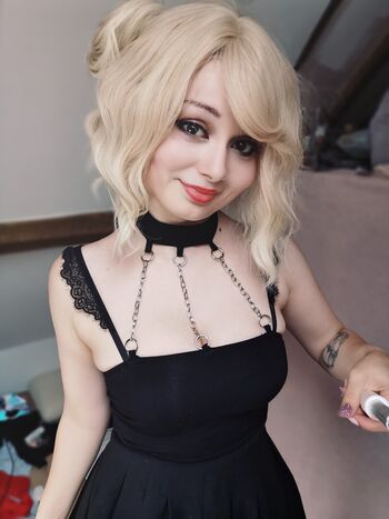 Full leaked Pixiecat page private onlyfans photo