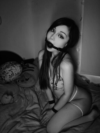 Full leaked Pixiecat page private onlyfans photo