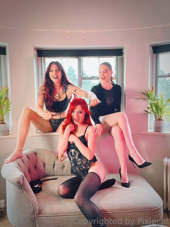 Full leaked Pixiecat private onlyfans photo