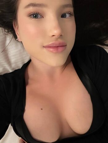 Full leaked Plaksaw private onlyfans photo