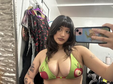 Full leaked Plsmeowtome private onlyfans photo