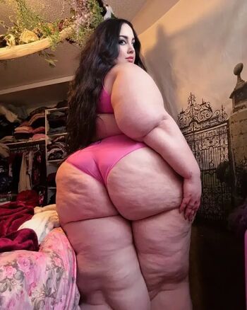 Full leaked Plumpprincess private onlyfans photo