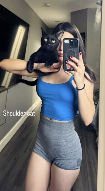 Full leaked Poisonbloom private onlyfans photo
