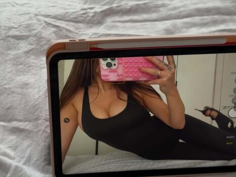 Full leaked Pollcherri private onlyfans photo