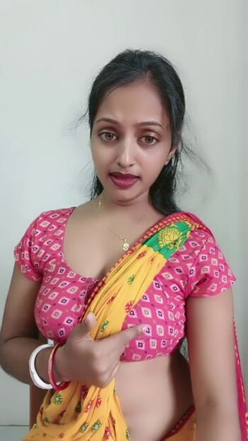 Full leaked Poly biswas private onlyfans photo