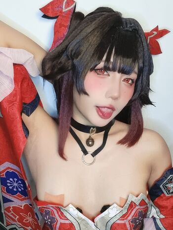 Full leaked Pominaku page private onlyfans photo
