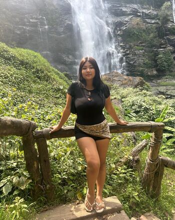 Full leaked Pond daisy page private onlyfans photo