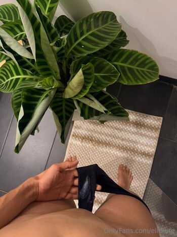 Full leaked Pookie poo private onlyfans photo