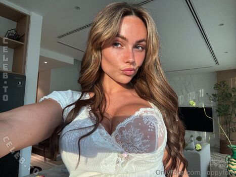 Full leaked Poppy ford private onlyfans photo