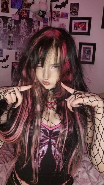 Full leaked Poppypawzz private onlyfans photo