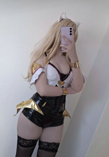 Full leaked Porcelainkitty private onlyfans photo