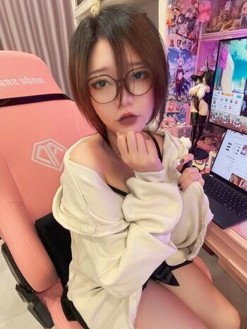 Full leaked Potato godzilla  page private onlyfans photo