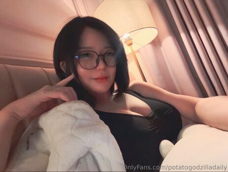 Full leaked Potatogodzilla private onlyfans photo
