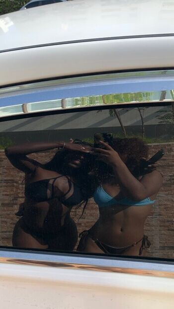 Full leaked Prttyhony page private onlyfans photo