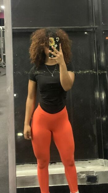 Full leaked Prttyhony private onlyfans photo