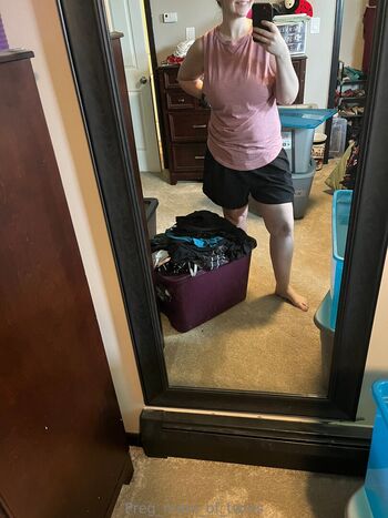 Full leaked Preg mom of twins private onlyfans photo