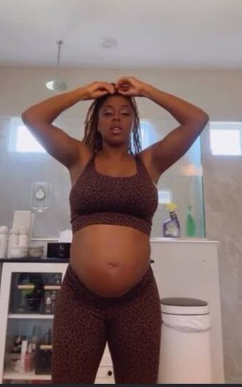Full leaked Pregnant celebs private onlyfans photo