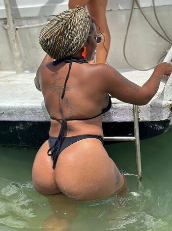 Full leaked Pretas do brasil private onlyfans photo
