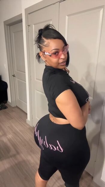 Full leaked Prettyfacejazz private onlyfans photo