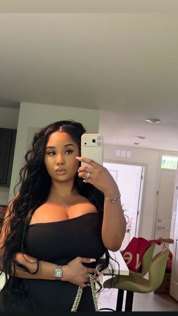 Full leaked Prettygriddy private onlyfans photo