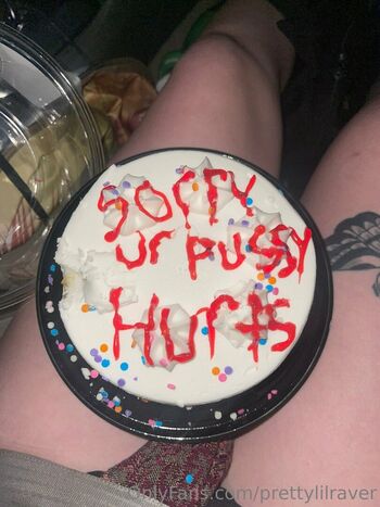 Full leaked Prettylilraver private onlyfans photo