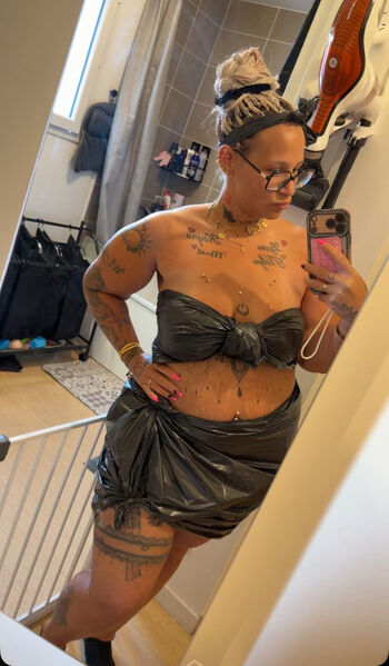 Full leaked Princessemiymiy private onlyfans photo