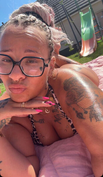 Full leaked Princessemiymiy private onlyfans photo