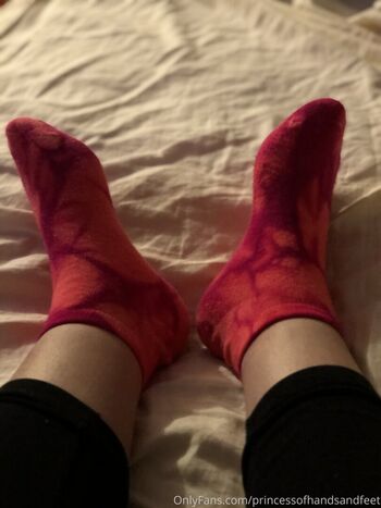 Full leaked Princessofhandsandfeet private onlyfans photo